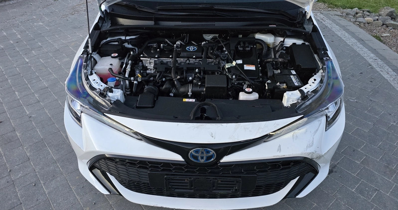Toyota Corolla cena 69700 przebieg: 69000, rok produkcji 2020 z Pobiedziska małe 379